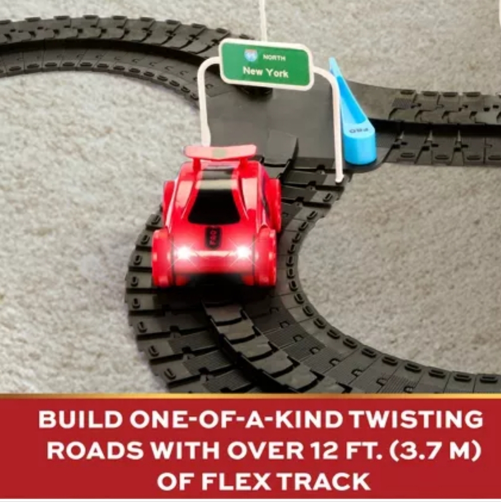 🎄🎁FAO Schwarz To The Build & Race Set with Red Car And 12 Feet Flex Track - Picture 8 of 9